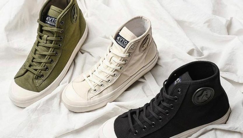 10 Rekomendasi Sepatu Sneakers