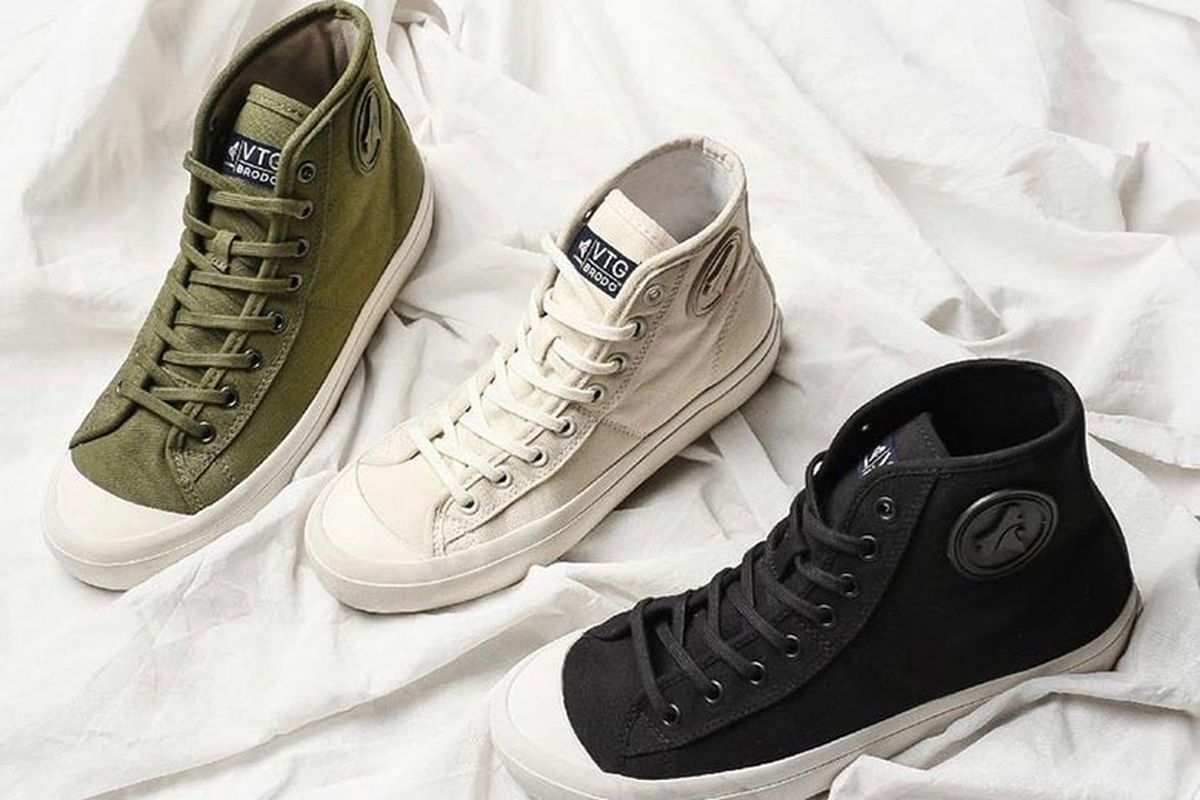 10 Rekomendasi Sepatu Sneakers Terbaik di Tahun 2024 - Spirit Of Change