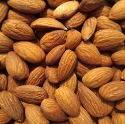 Manfaat memakan kacang almond